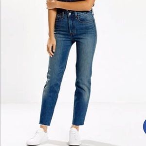 Levi’s Wedgie High Waisted Icon Jeans 28